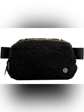Lululemon Everywhere Belt Bag 1L  Fleece